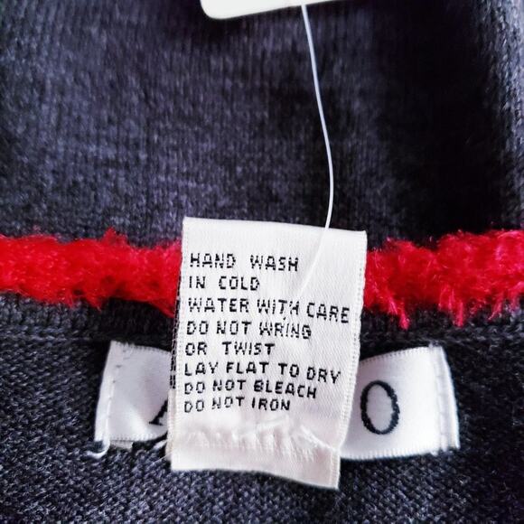 Abito Women's Holiday Tunic Style Sweater - Medium - Picture 12 of 12